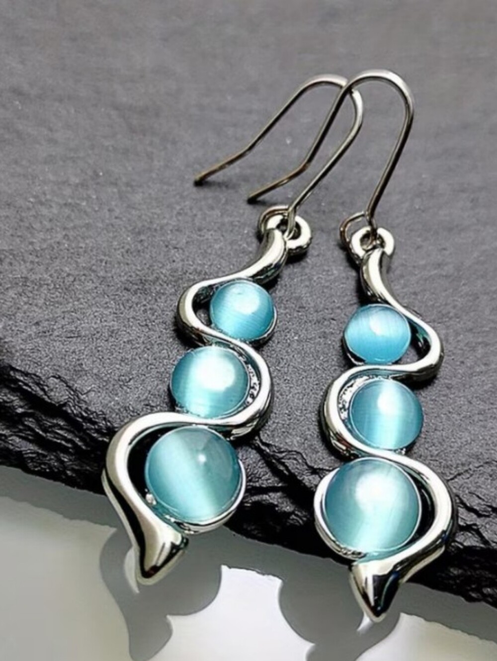 $8 Each Or Bundle 5/$20 Silver-Tone Teal Cat's Eye Drop Earrings